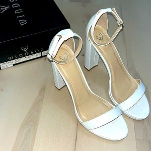 Windsor White heels